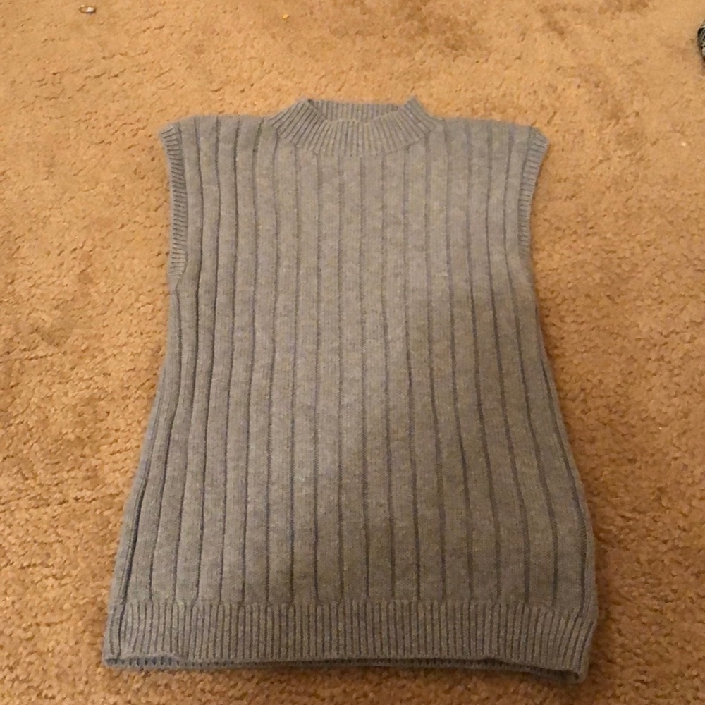 Sweater shirt thing